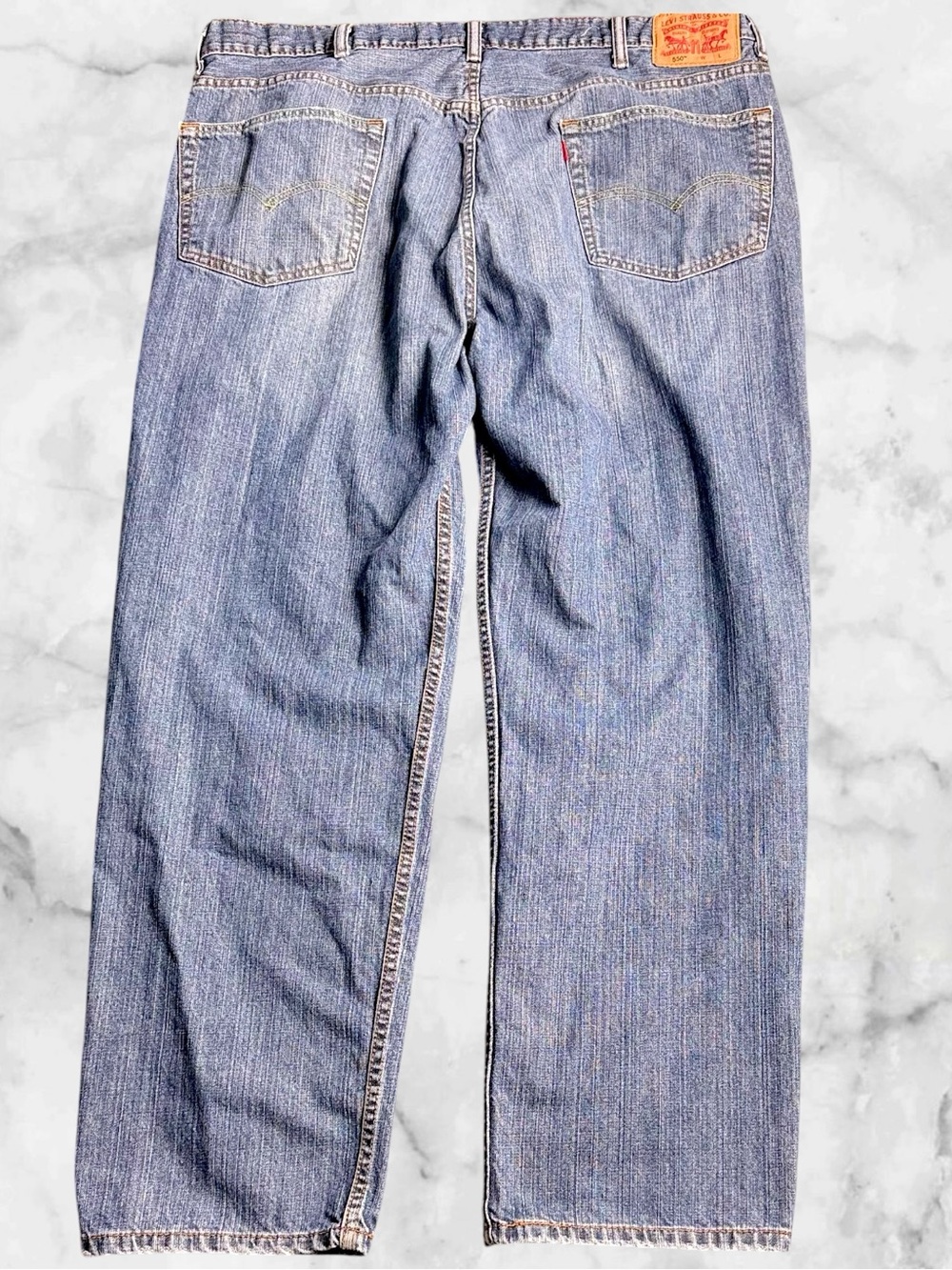 Levis 550 Mens Jeans 44x31 MEASURES Relaxed Fit Straight Leg Blue Denim W44 L32